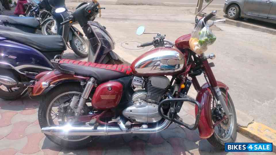 Maroon Jawa 350 Maroon Jawa 350
