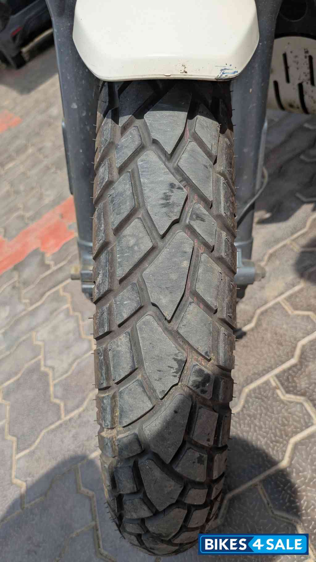 Royal Enfield Scram 411