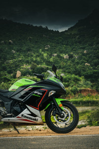 Kawasaki Ninja 300 BS6 2022