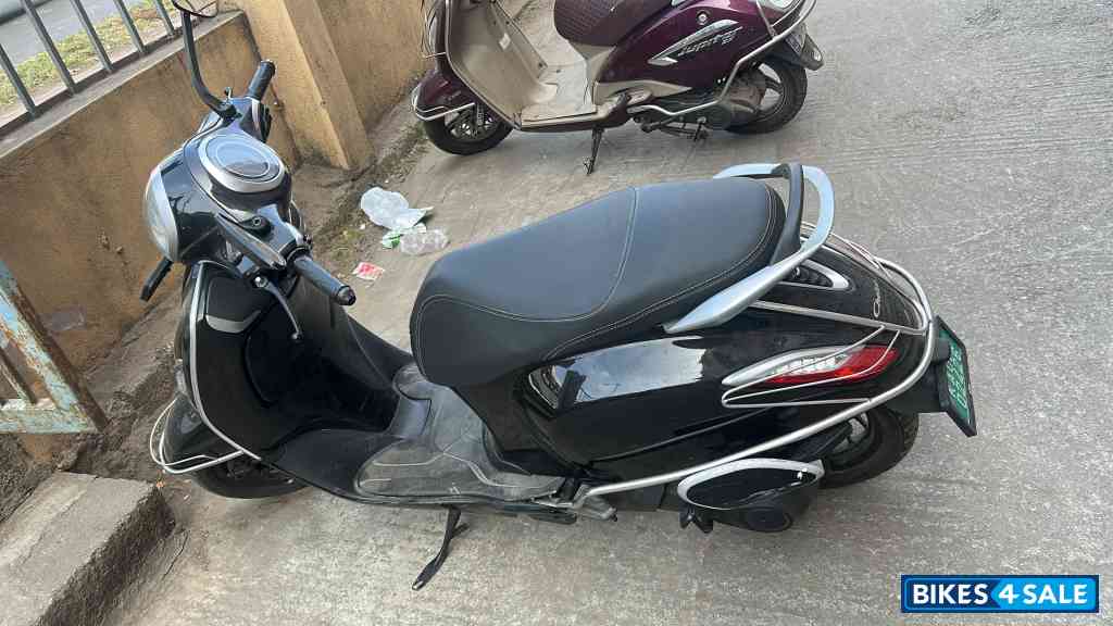 Black Bajaj Chetak Premium