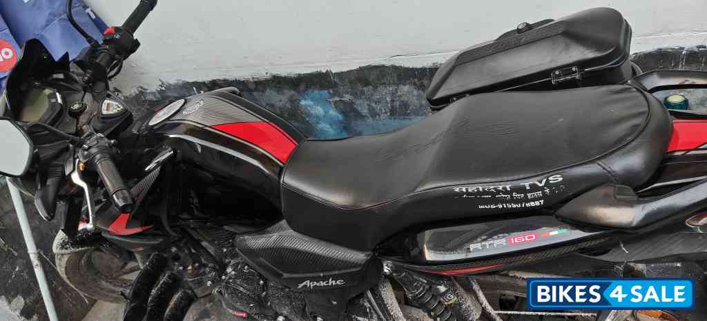 TVS Apache RTR 160 4V 2024