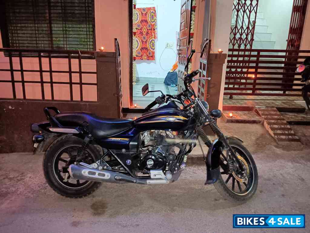 Bajaj Avenger Street 150