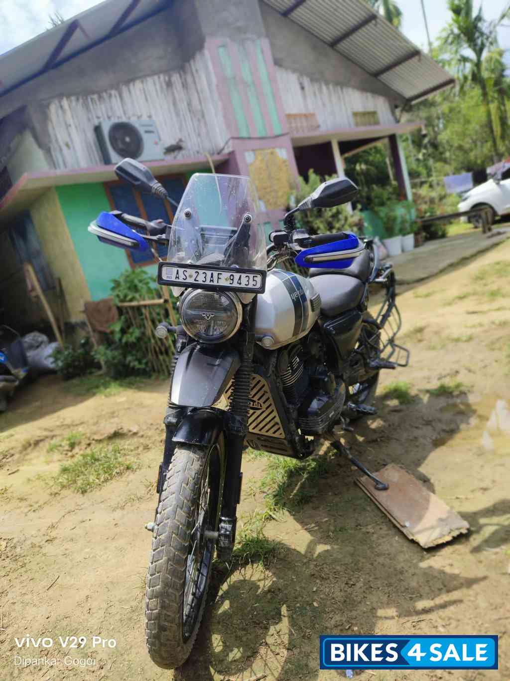 Slick Silver Yezdi Adventure Matte