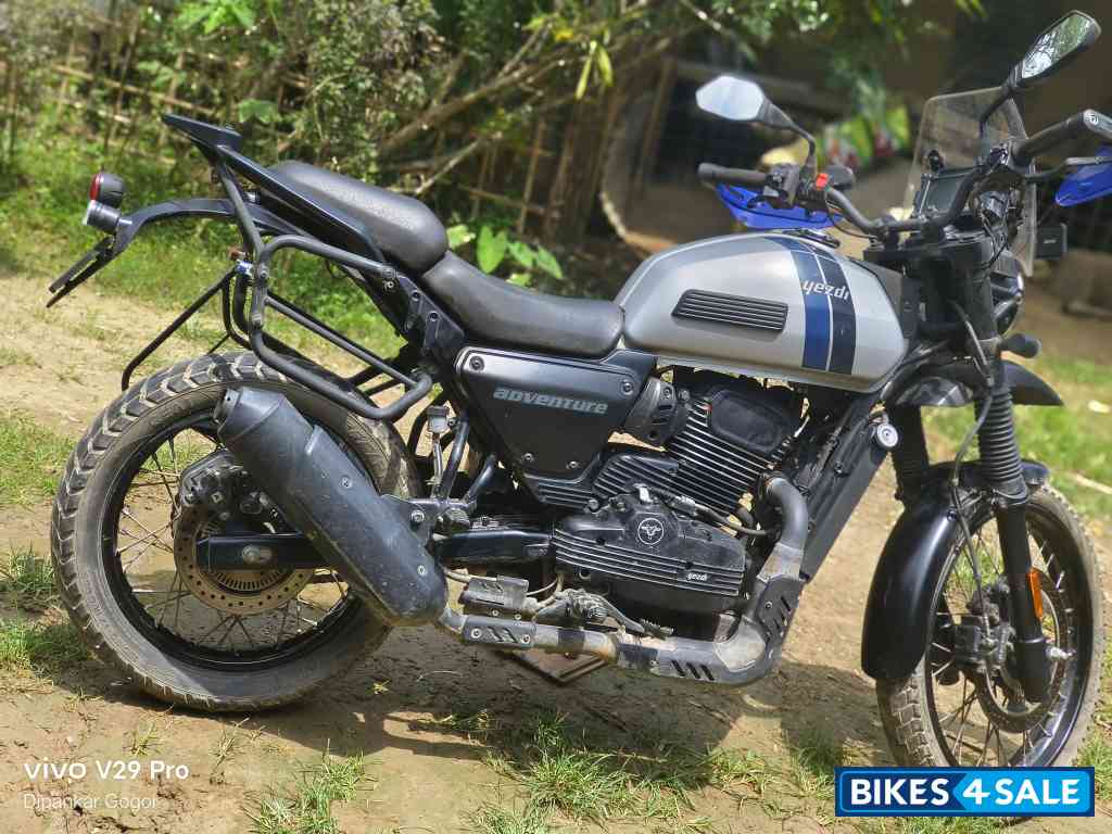 Slick Silver Yezdi Adventure Matte