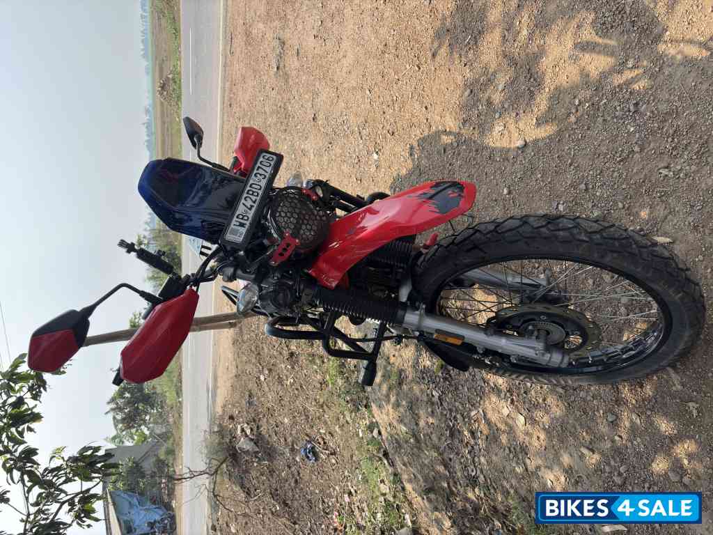 Red & Black Hero Xpulse 200 4V 2023 Edition