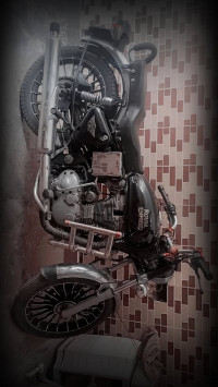 Royal Enfield Bullet 350
