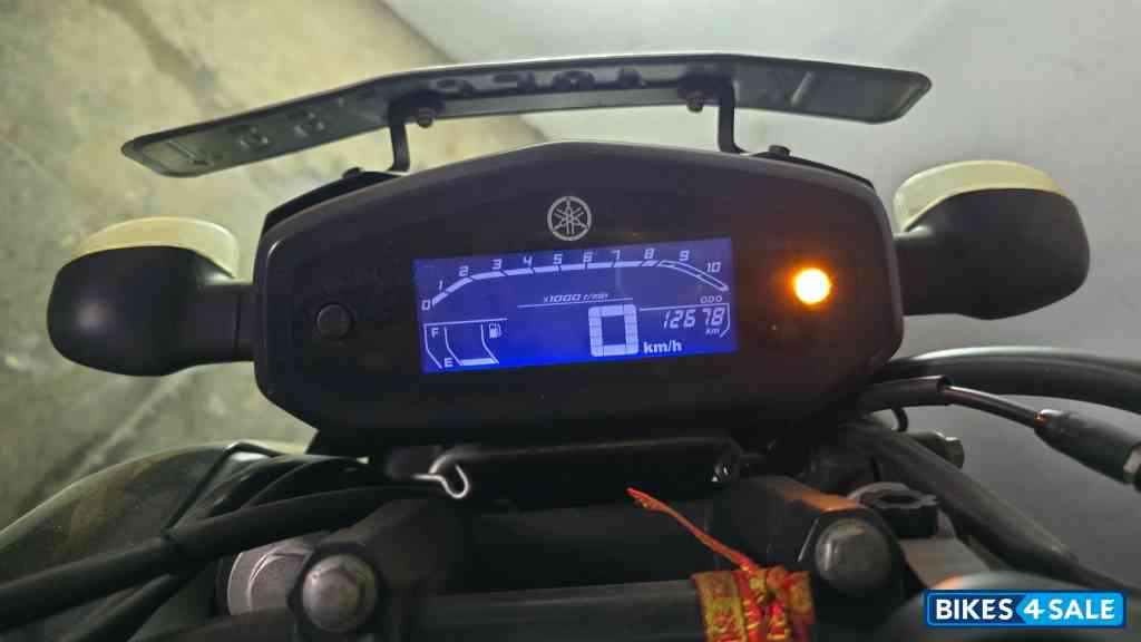 Black Yamaha FZ FI V3 BS6