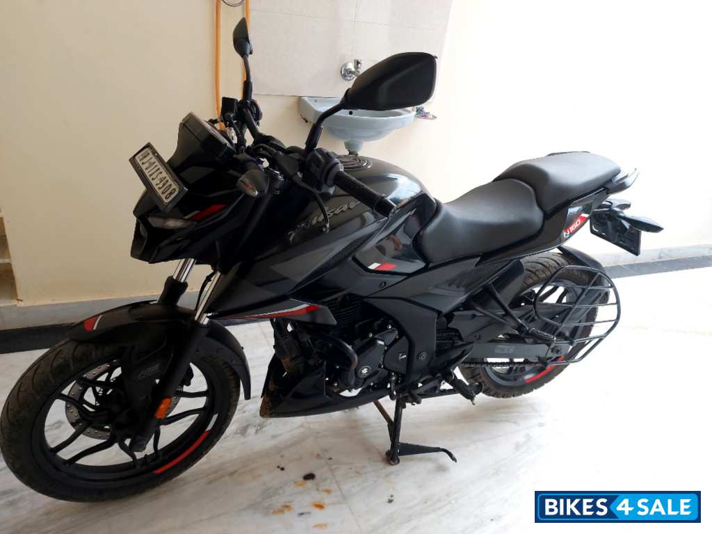 Bajaj Pulsar N160 Dual Channel ABS