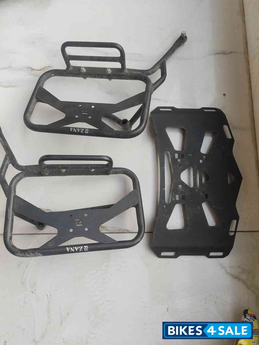 White Royal Enfield Himalayan BS VI