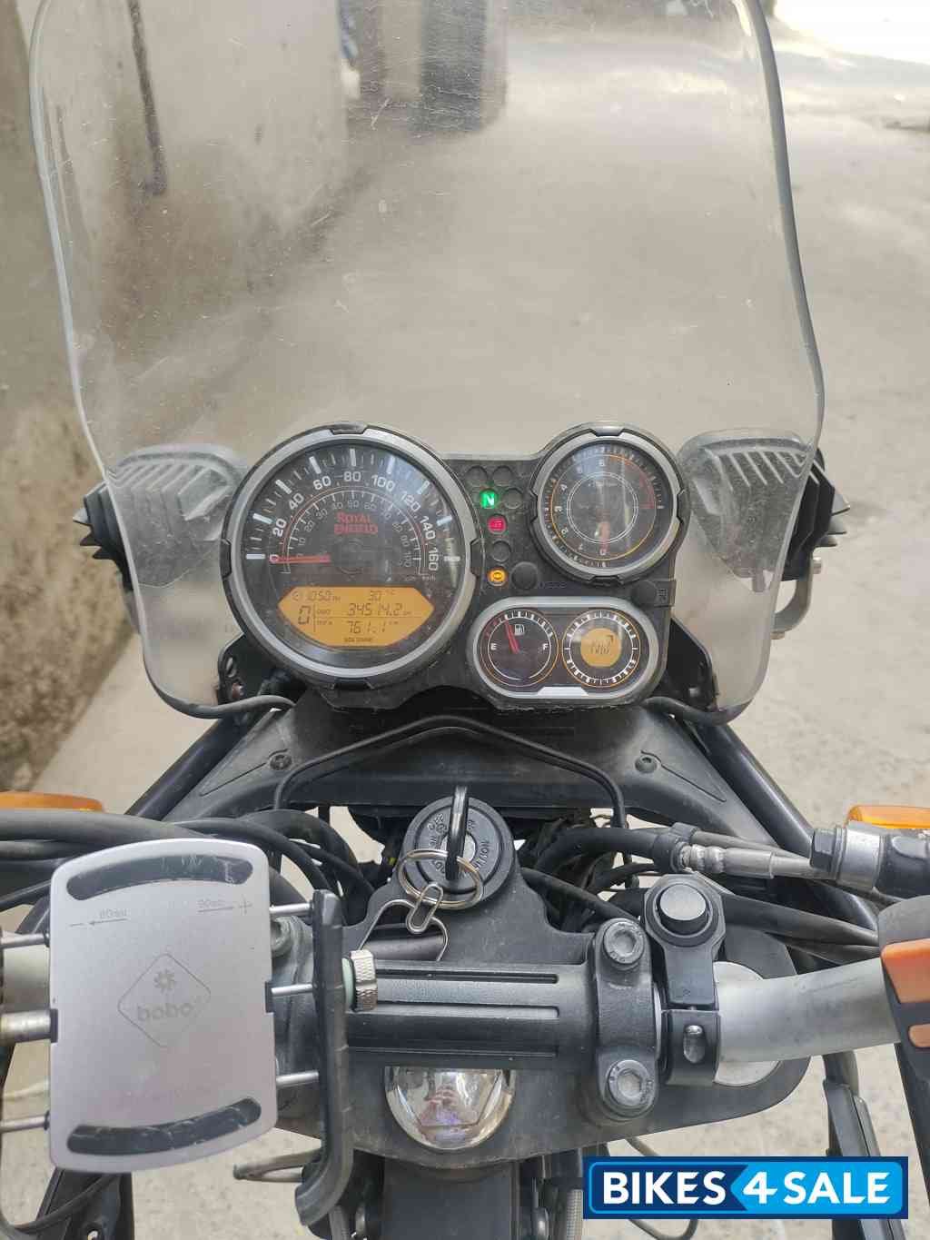 White Royal Enfield Himalayan BS VI