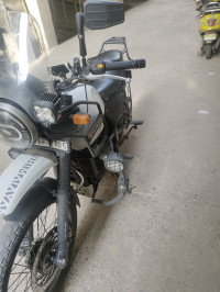 White Royal Enfield Himalayan BS VI