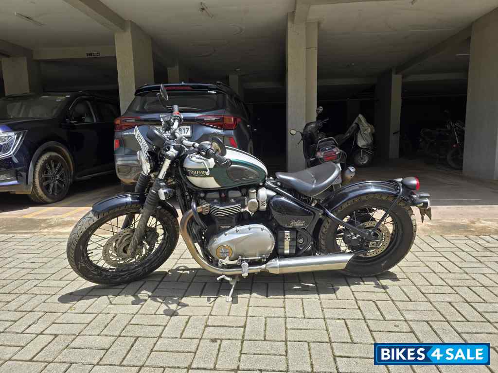 Triumph Bonneville Bobber