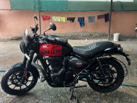 Rebel Red Royal Enfield Hunter 350 Metro
