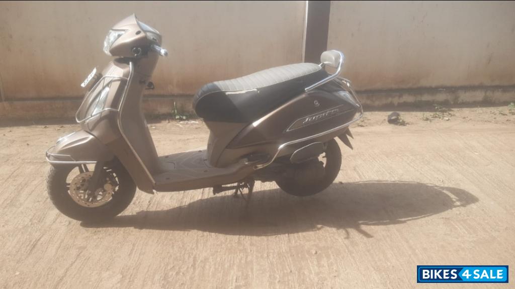 Autumn Brown TVS Jupiter Classic