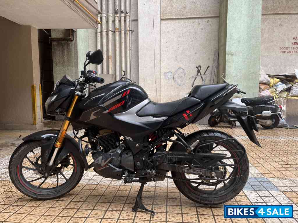 Hero Xtreme 160R 4V Pro