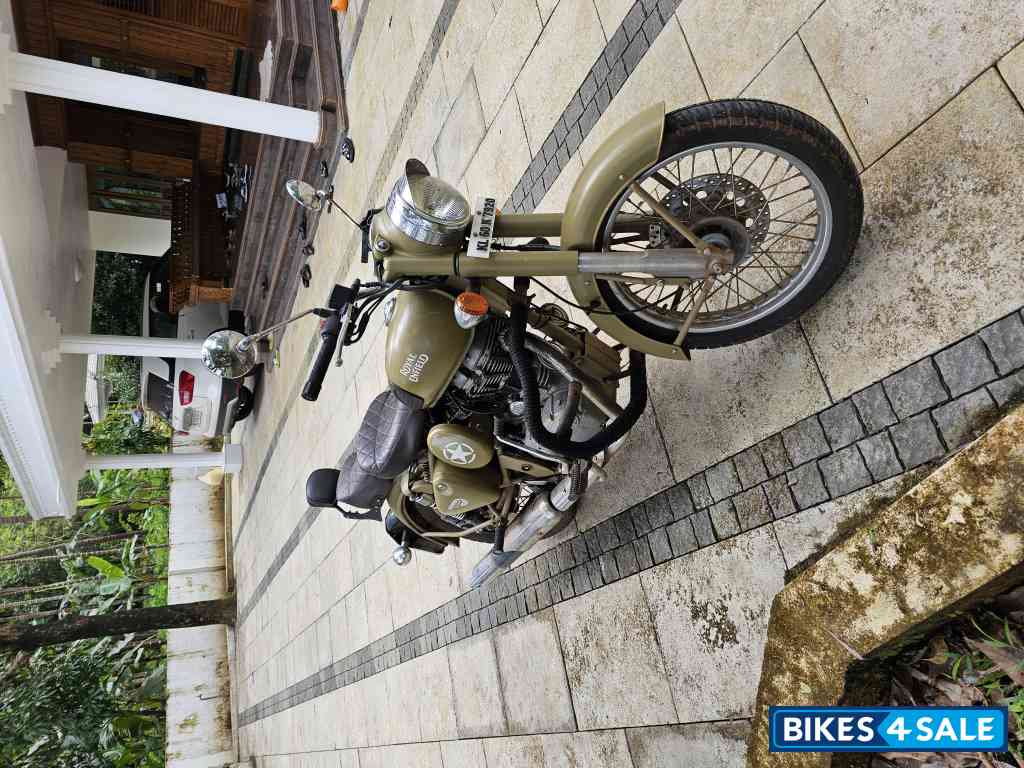 Royal Enfield Classic Desert Storm