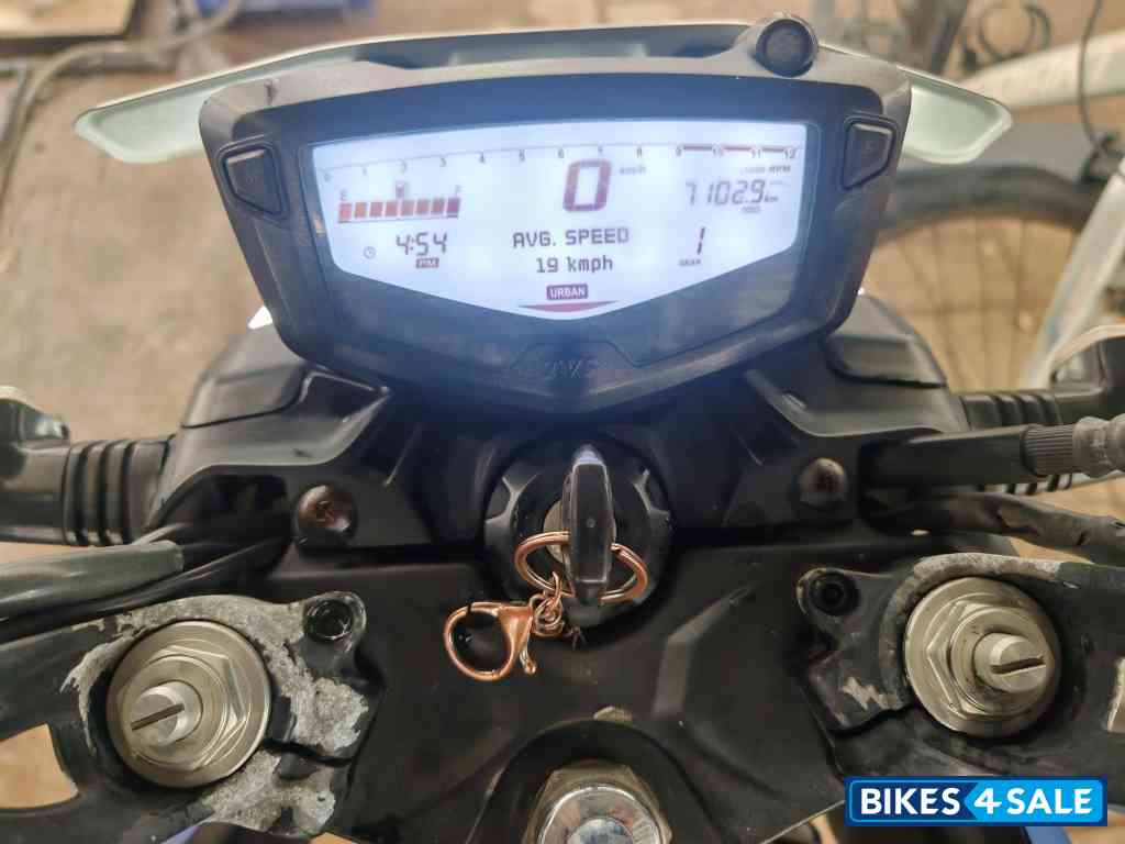 TVS Apache RTR 200 4V ABS