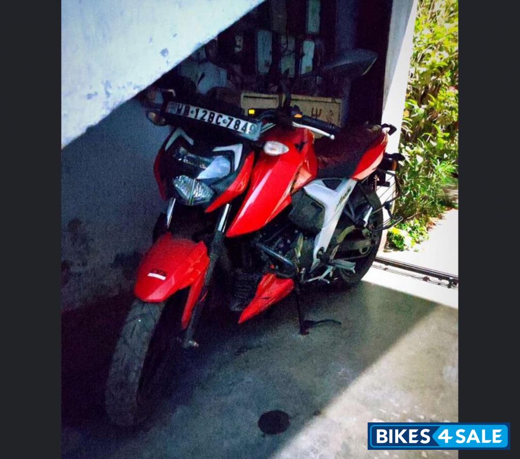 TVS Apache RTR 160 4V BS6