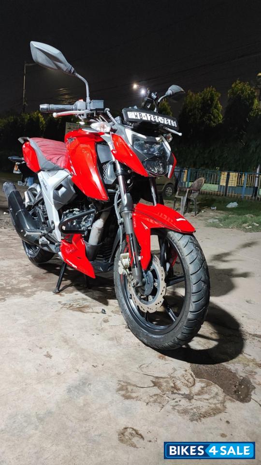 TVS Apache RTR 160 4V BS6