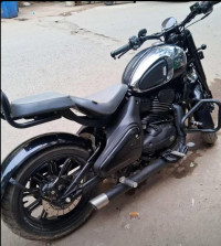 Jawa 42 Bobber Black Mirror