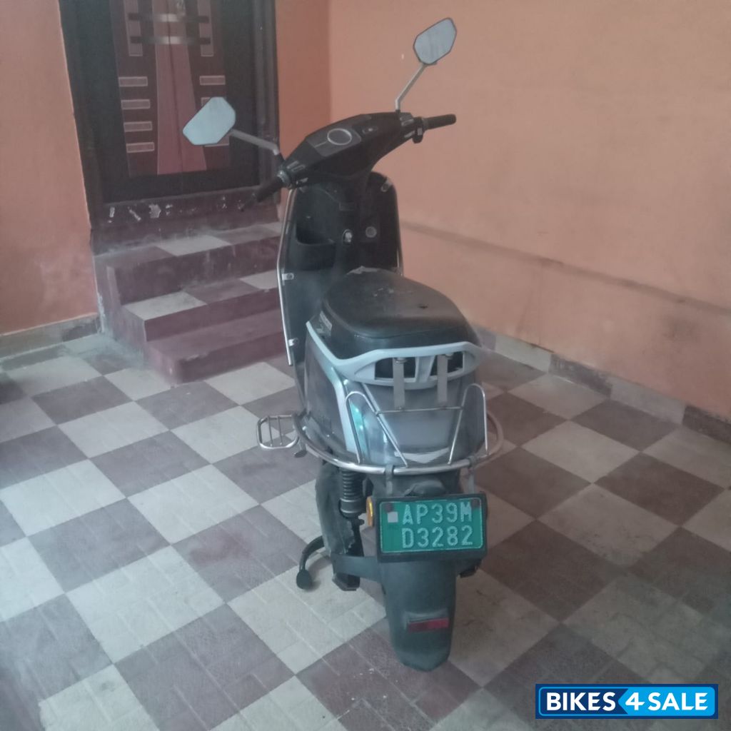 BGauss B8 Lithium Ion