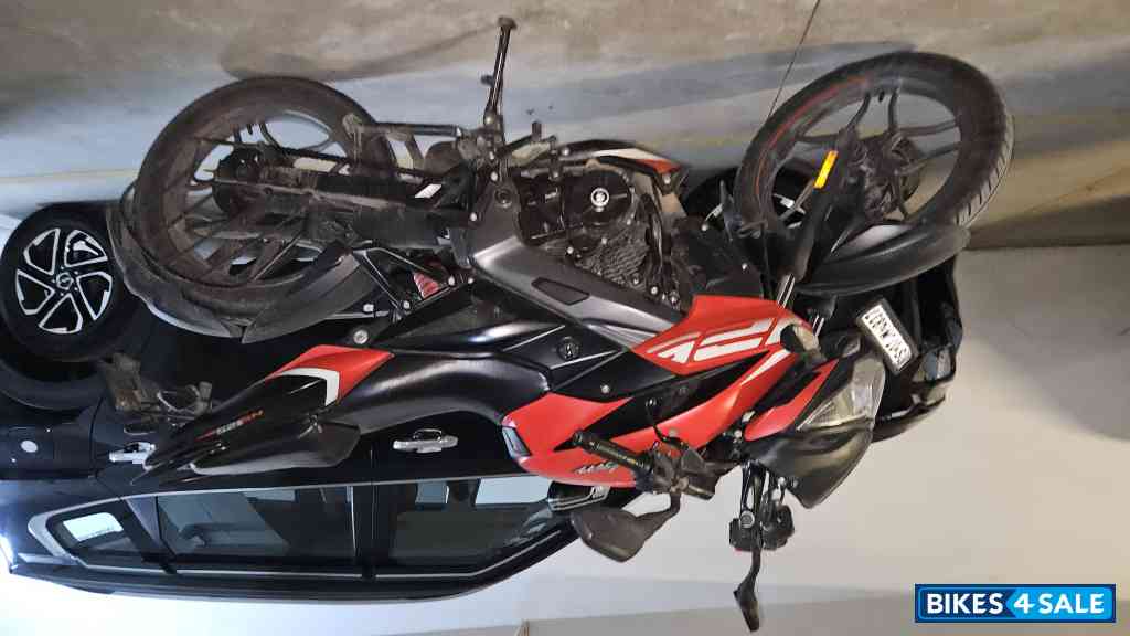 Bajaj Pulsar NS 125