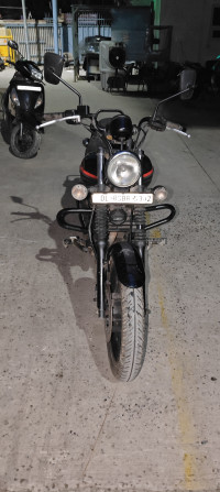 Mat Black Bajaj Avenger Street 220