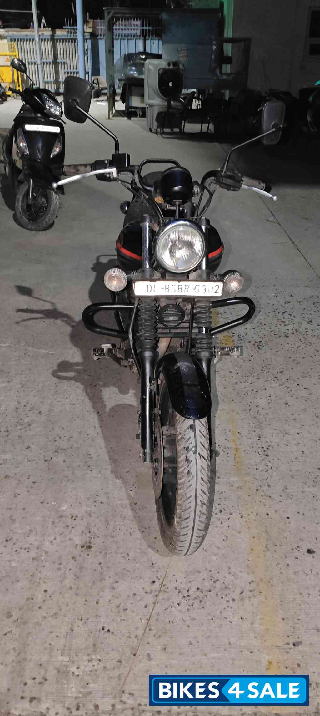 Mat Black Bajaj Avenger Street 220