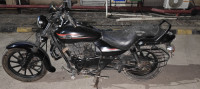 Mat Black Bajaj Avenger Street 220