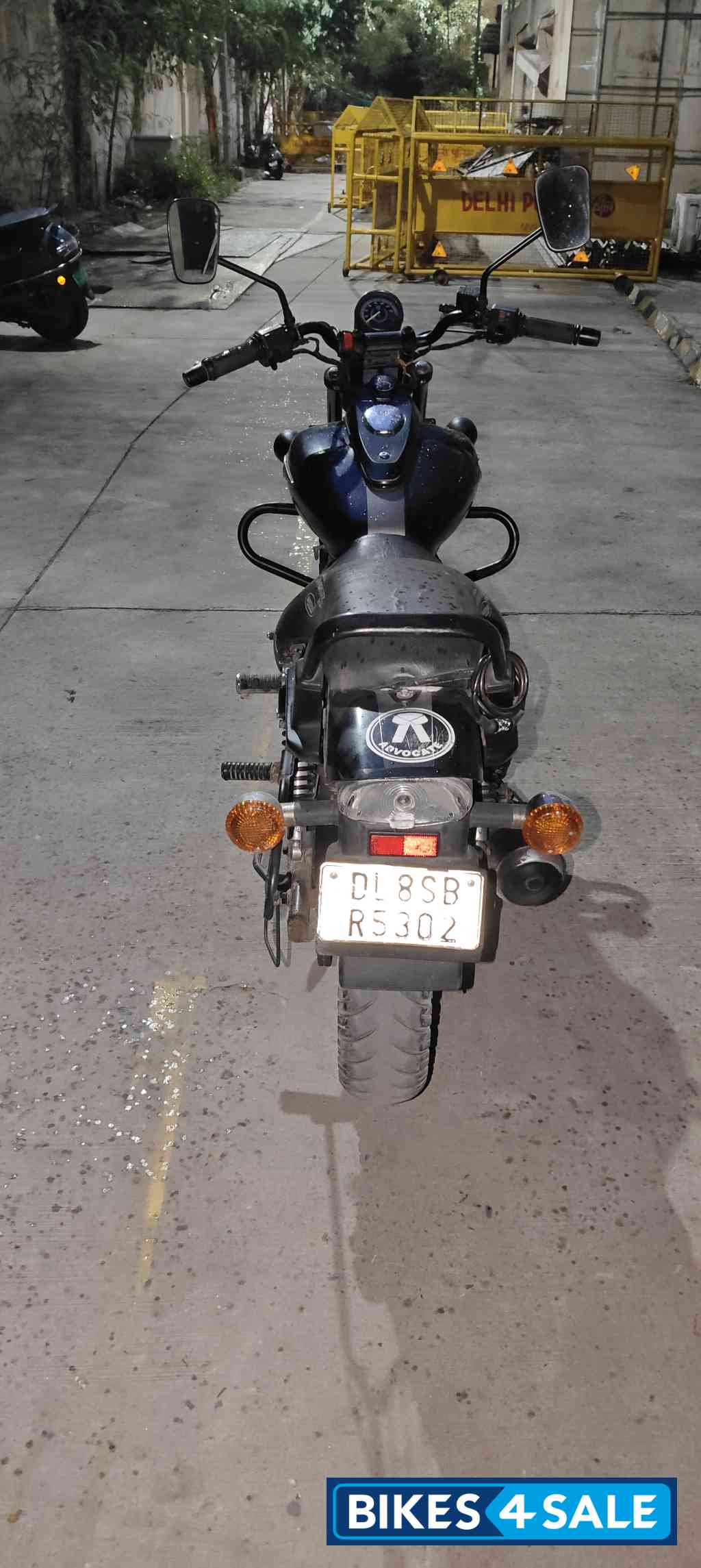 Mat Black Bajaj Avenger Street 220