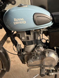 Royal Enfield Classic 350 Redditch Blue