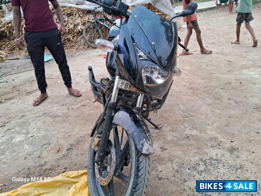Black Bajaj Pulsar 150 DTSi