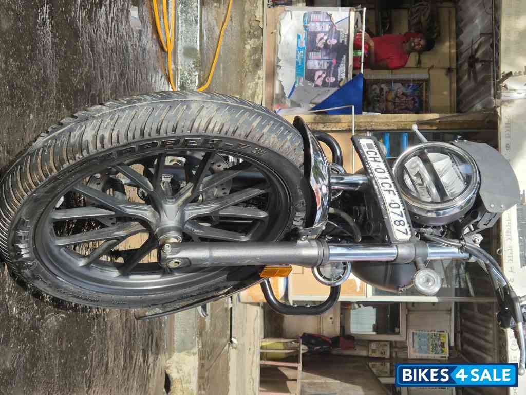 Matt Black/grey Honda Hness CB350 DLX Pro