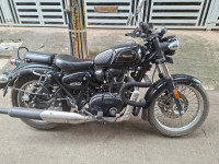 Black Benelli Imperiale 400 BS6