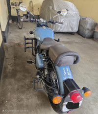 Royal Enfield Classic Squadron Blue