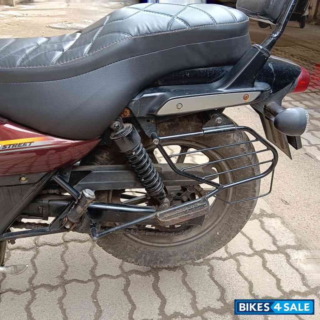 Maroon Bajaj Avenger Street 150