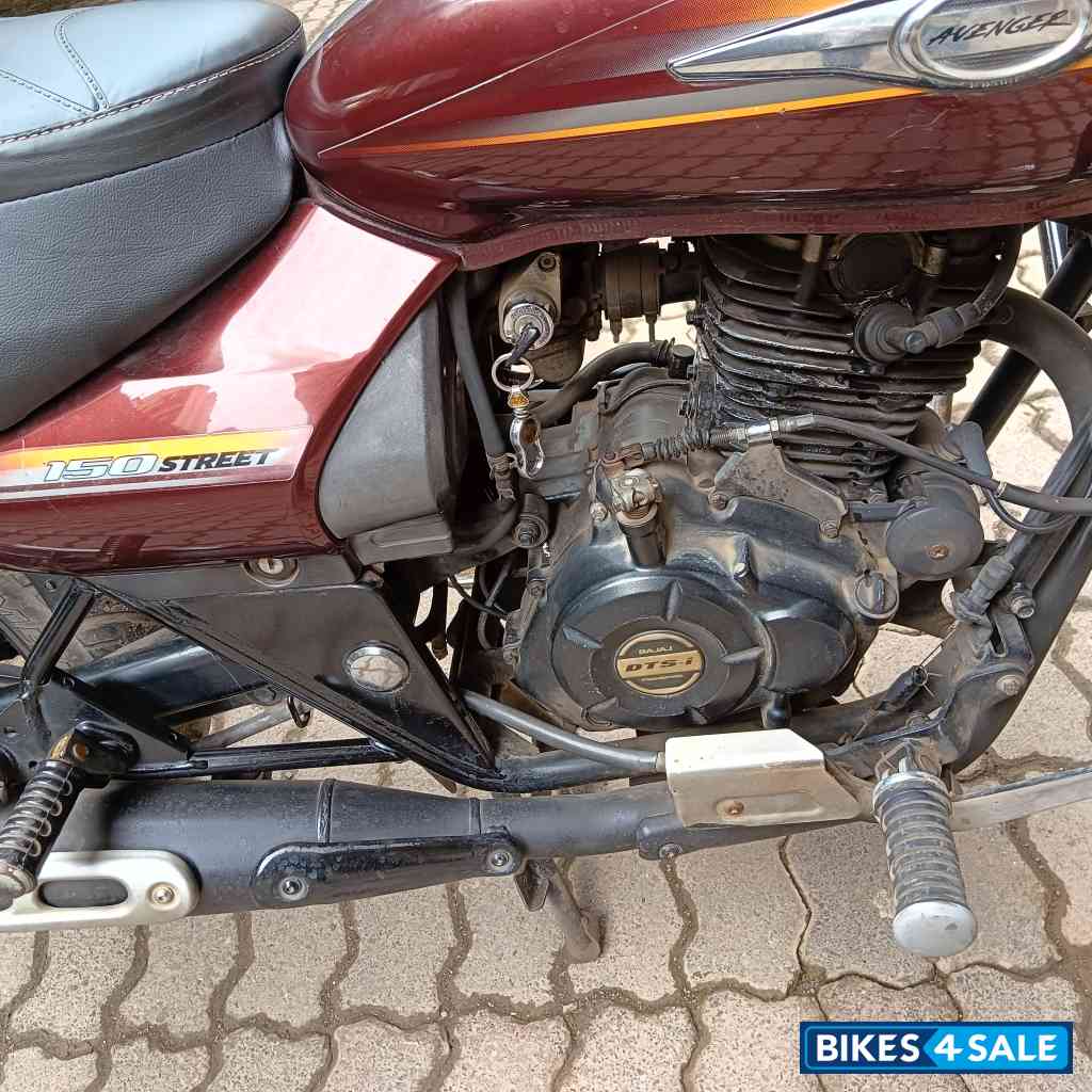 Maroon Bajaj Avenger Street 150