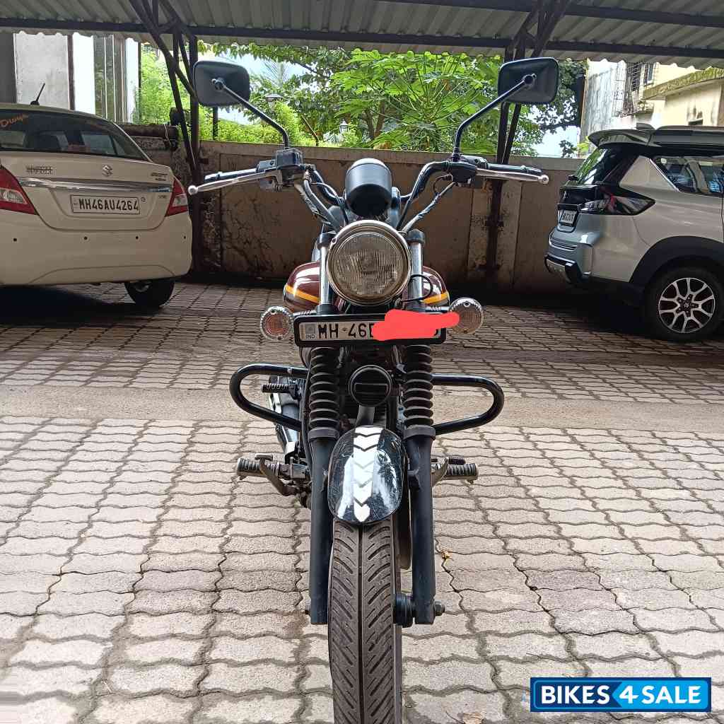 Maroon Bajaj Avenger Street 150