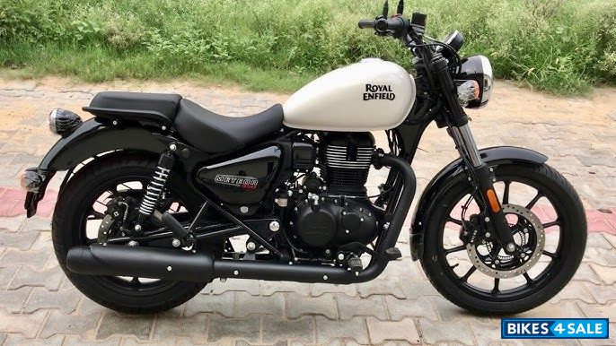 Royal Enfield Meteor 350 Fireball
