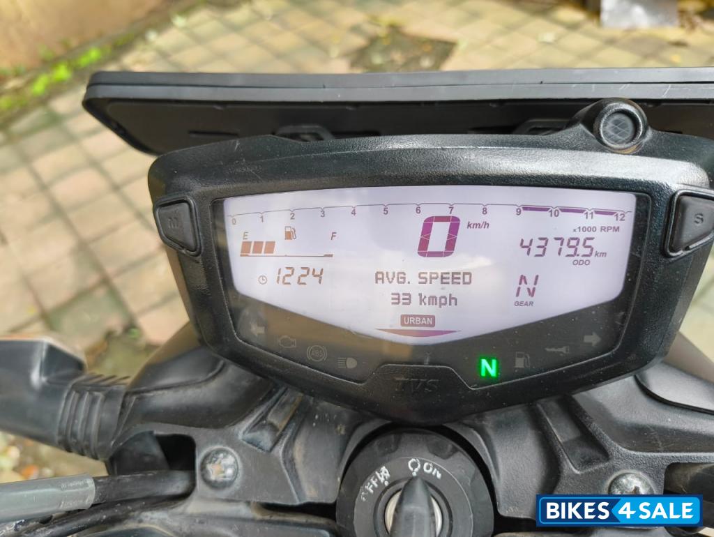 TVS Apache RTR 200 4V ABS TVS Apache RTR 200 4V ABS