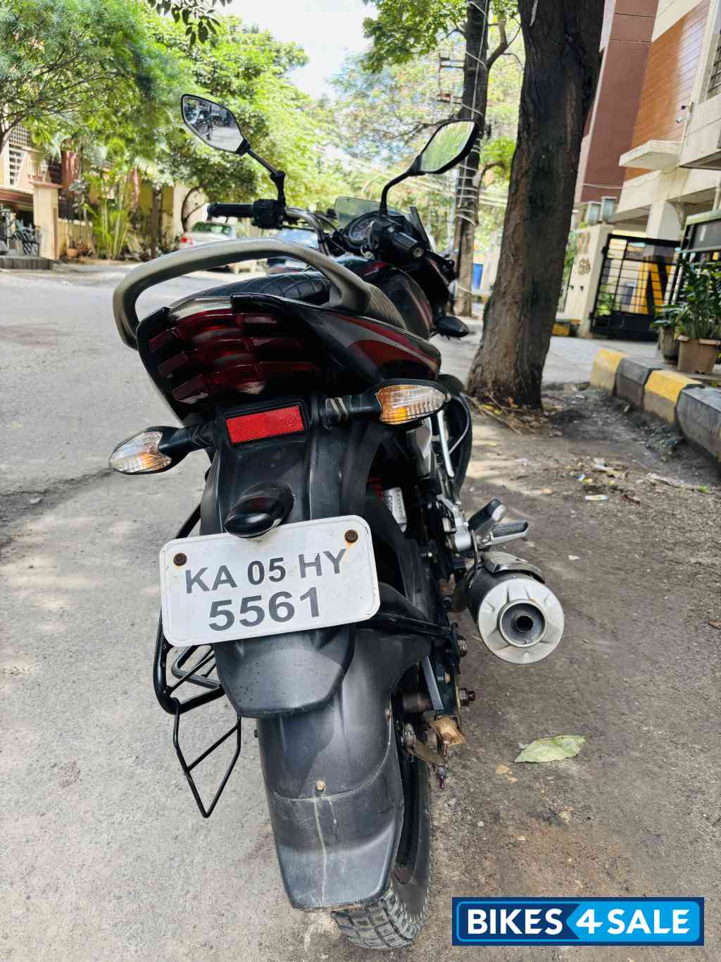 Bajaj Discover 125 ST