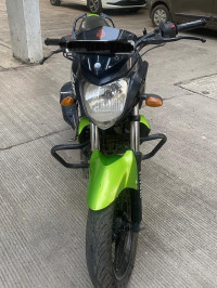 Green Yamaha FZ16