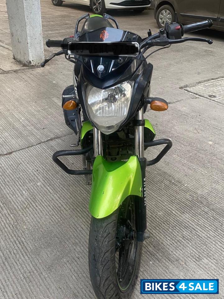 Green Yamaha FZ16