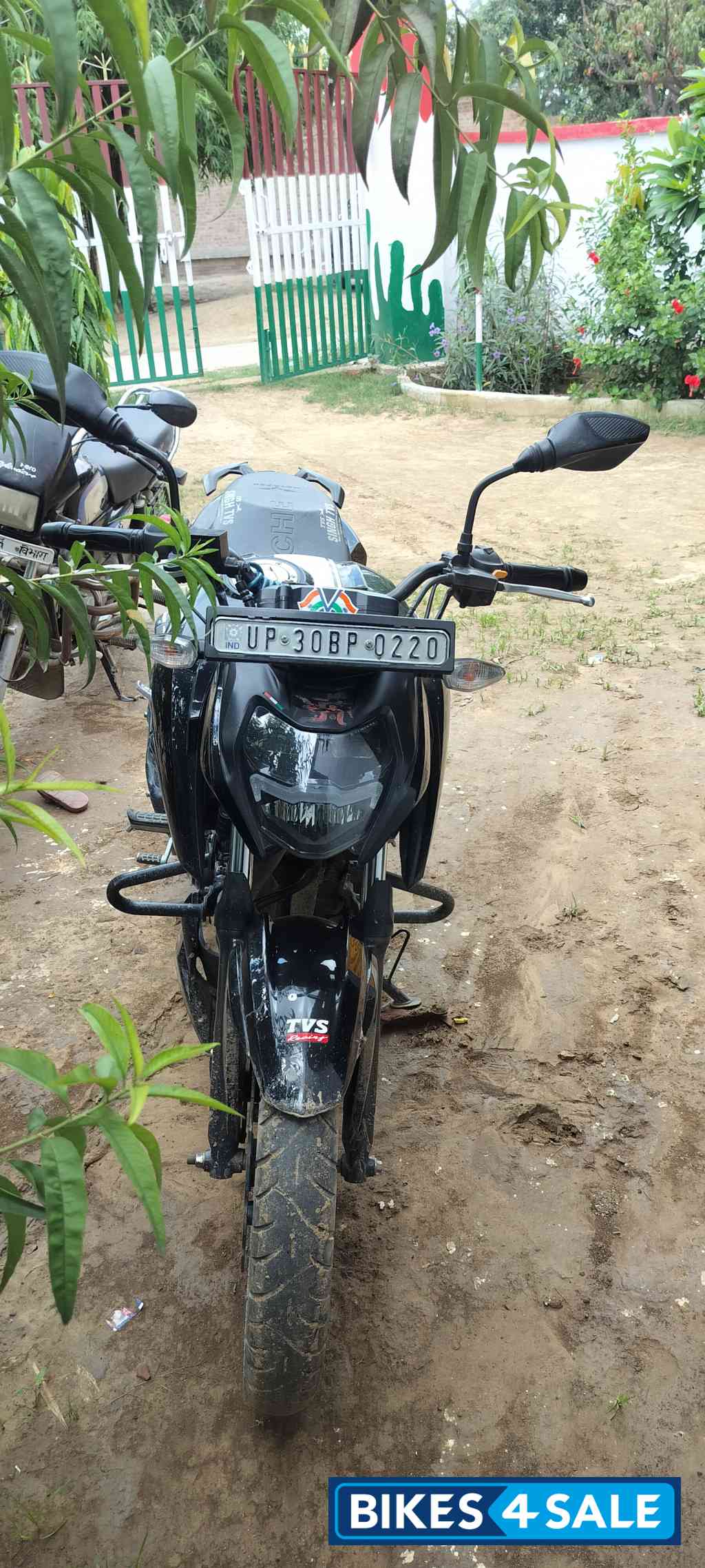 TVS Apache RTR 160 4V