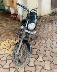 Bajaj Avenger Street 180