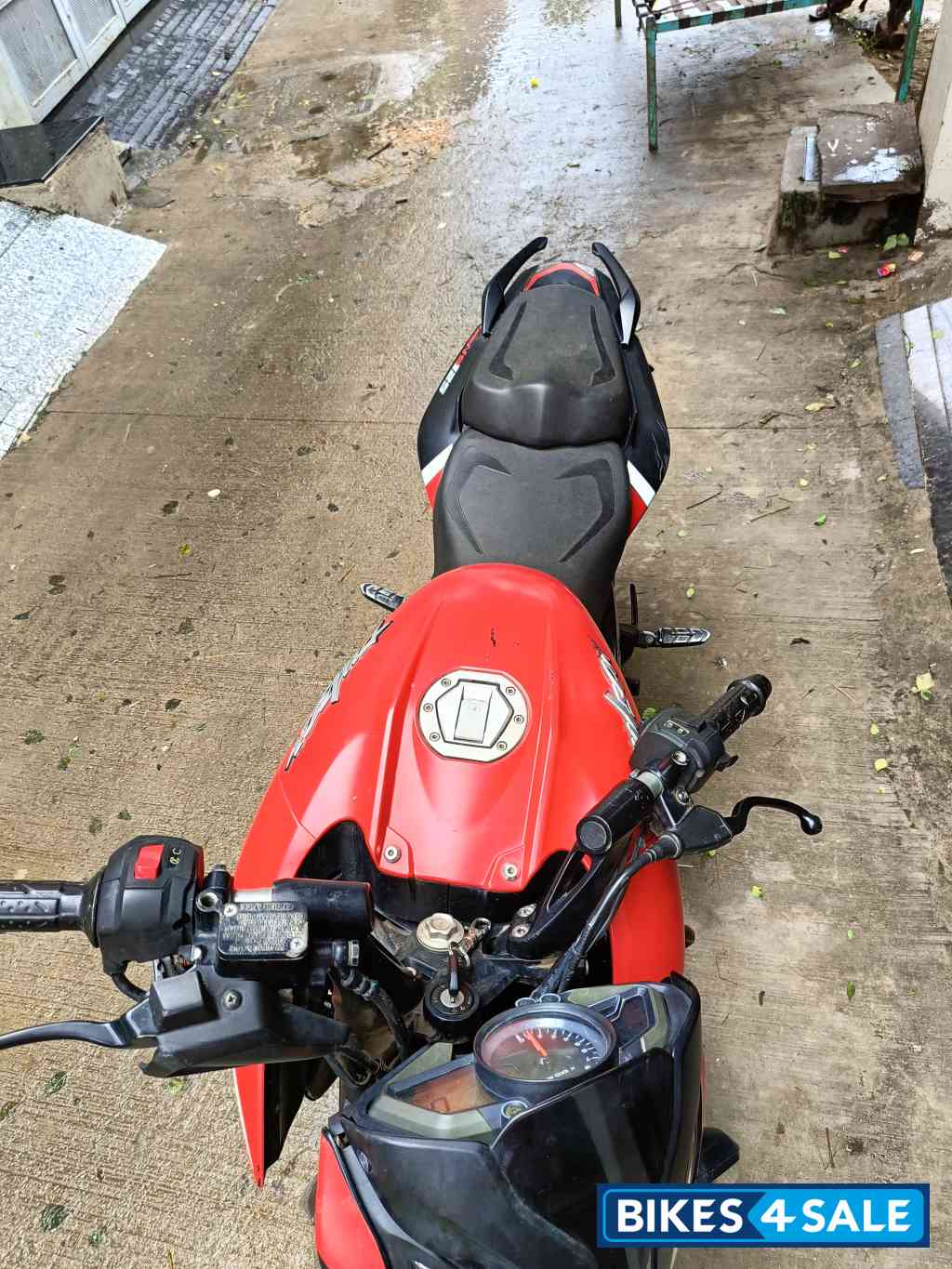 Red Bajaj Pulsar NS125 BS6