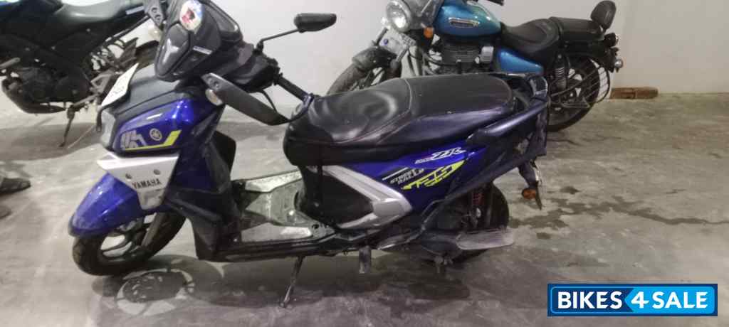 Yamaha Cygnus Ray ZR