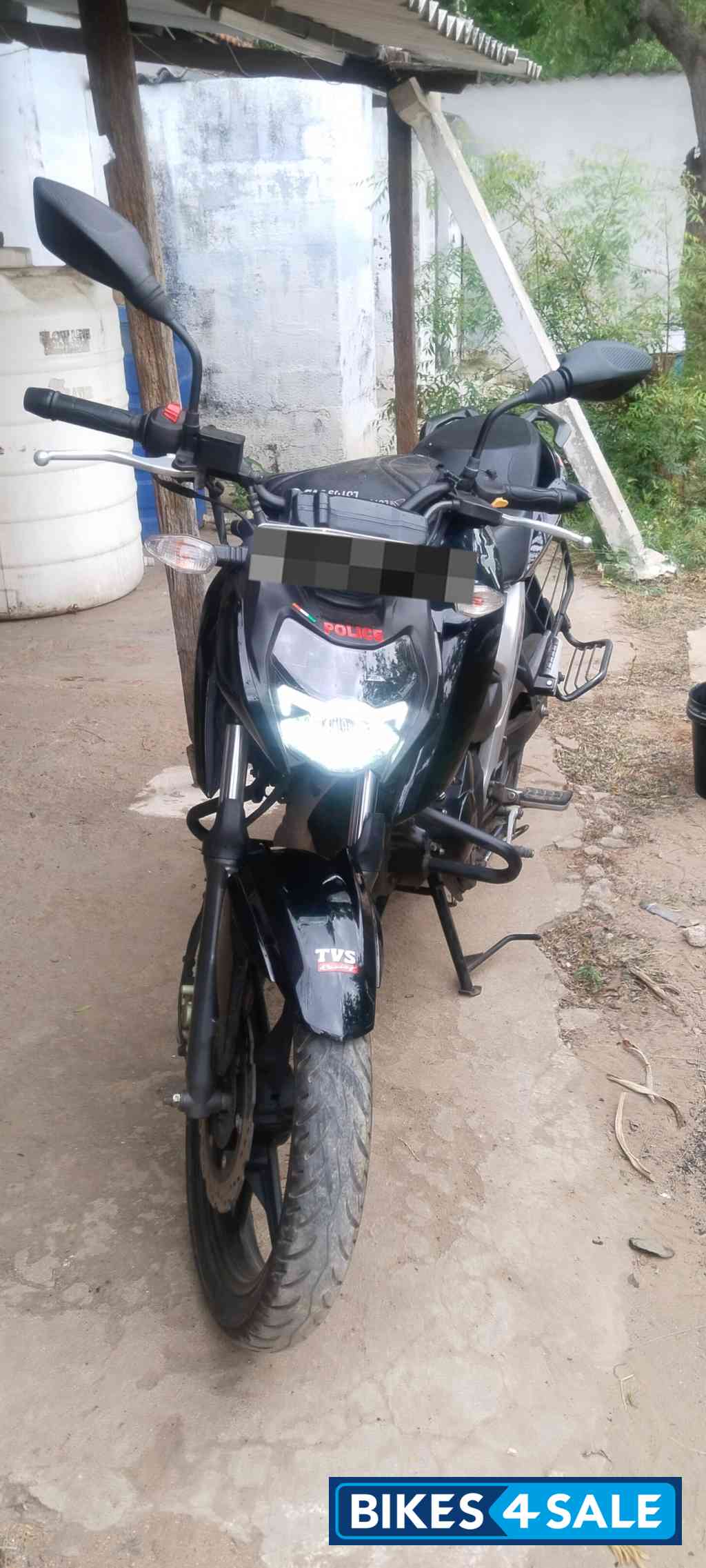 TVS Apache RTR 160 4V BS6