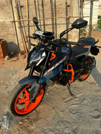 KTM Duke 390 2024