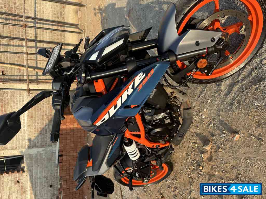 KTM Duke 390 2024